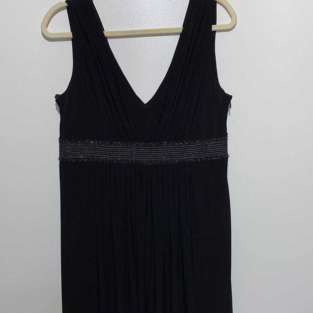 Black V-Neck Beaded‎ Empire Waist Sleeveless Pleated Maxi Dress Gown
